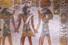 138_Egypte_Louxor_Thebes_Vallee-des-Rois_Tombe-de-Ramses-III_Fresque_Pharaon-entre-Thot-et-Horakhty-Horus-des-deux-horizons