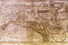 218_Egypte_Abou-Simbel_Temple-de-Ramses-II_Pronaos_Relief_Recit-de-la-Bataille-de-Qadesh_Ramses-II-sur-son-Char