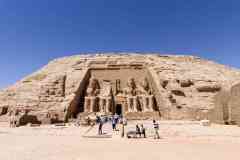 222_Egypte_Abou-Simbel_Temple-de-Ramses-II_Statues-colossales-de-Ramses-II