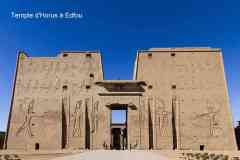 226_Egypte_Edfou_Temple-d-Horus_Le-Pylone_Relief_Scenes-du-Pharaon-Ptolemee-XII-epoux-de-Cleopatre-VII