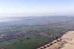 281_Egypte_Louxor_Montgolfiere_Le-Nil_Rive-Ouest_Habitations_et_Espaces-cultives