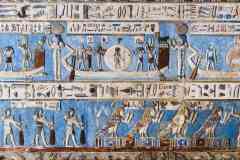 296_Egypte_Denderah_Temple-d-Hathor_Pronaos_Plafonf_Relief_Les-Heures-du-Jour-representees-par-des-Barques_4eme-5eme-et-6eme-Heures