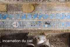 299_Egypte_Denderah_Temple-d-Hathor_Pronaos_Plafond-Est_Relief_Les-Signes-du-Zodiaque-surmontes-du-Corps-de-Nout