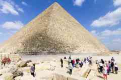 368_Egypte_Le-Caire_Gizeh_Pyramide-de-Kheops-2600-avJC_IVeme-dynastie